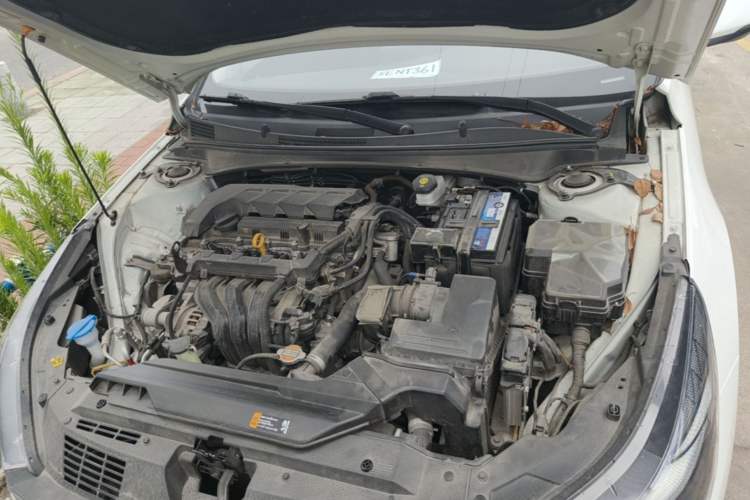 Used Hyundai Elantra 2022 1.5L CVT LUX Prestige Edition Engine Bay