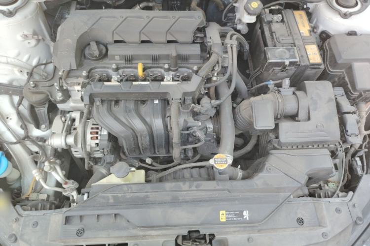 Used Hyundai Elantra 2022 1.5L CVT LUX Prestige Edition Engine Bay
