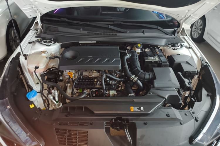 Used Hyundai Elantra 2022 240TGDi DCT LUX Prestige Edition Engine Bay