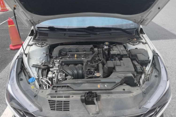 Used Hyundai Elantra 2022 1.5L CVT LUX Prestige Edition Engine Bay