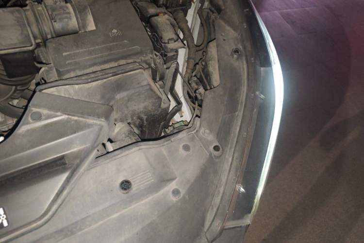 Used Hyundai Elantra 2022 1.5L CVT LUX Prestige Edition Engine Bay Left