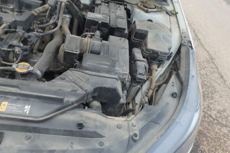 Used Hyundai Elantra 2022 1.5L CVT GLX Elite Edition Engine Bay Left