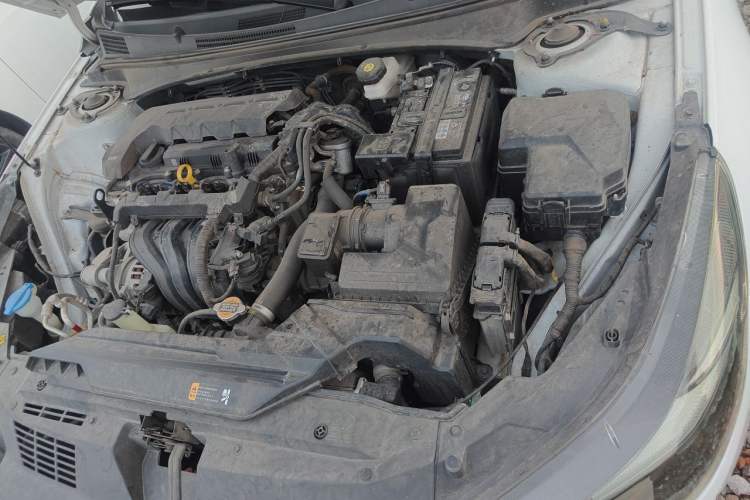 Used Hyundai Elantra 2022 1.5L CVT GLX Elite Edition Engine Bay Left