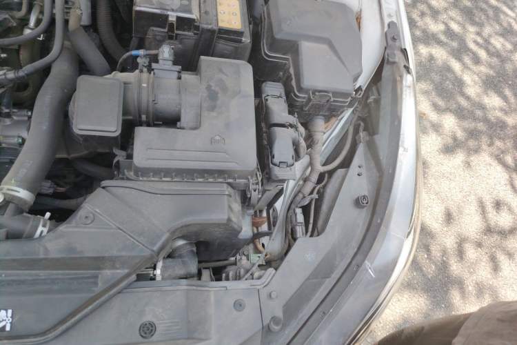 Used Hyundai Elantra 2022 1.5L CVT LUX Prestige Edition Engine Bay Left