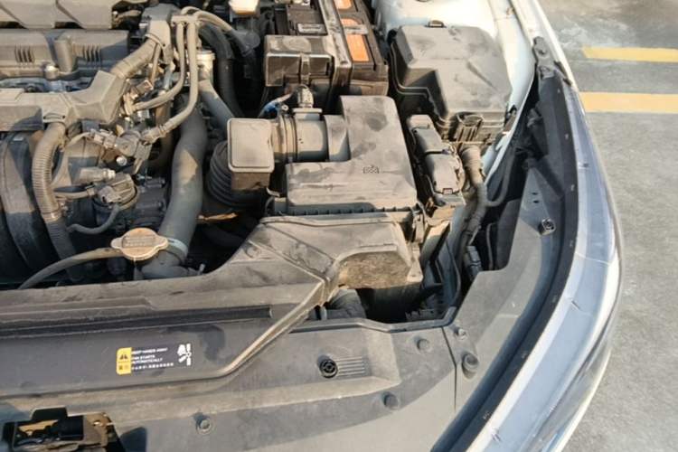 Used Hyundai Elantra 2022 1.5L CVT GLX Elite Edition Engine Bay Left