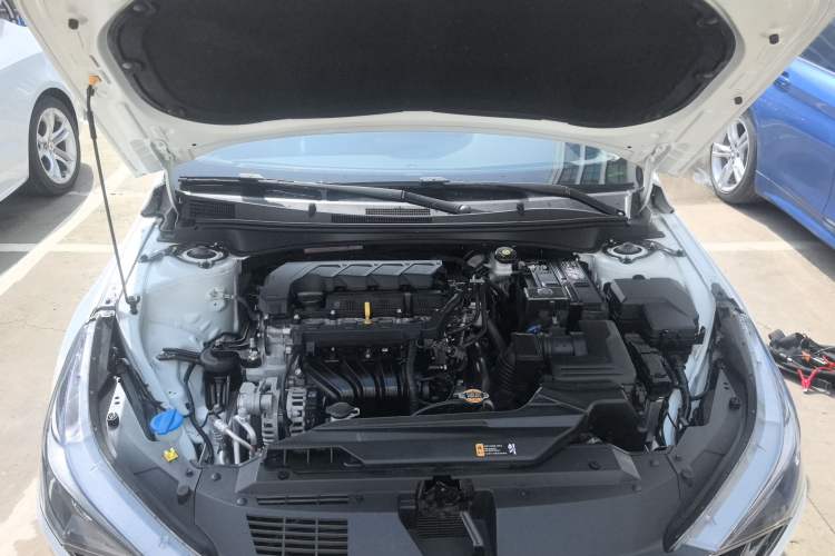 Used Hyundai Elantra 2022 1.5L CVT GLX Elite Edition Engine Bay