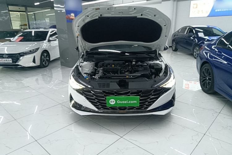 Used Hyundai Elantra 2022 1.5L CVT LUX Prestige Edition Engine Bay