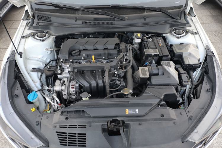Used Hyundai Elantra 2022 1.5L CVT LUX Prestige Edition Engine Bay