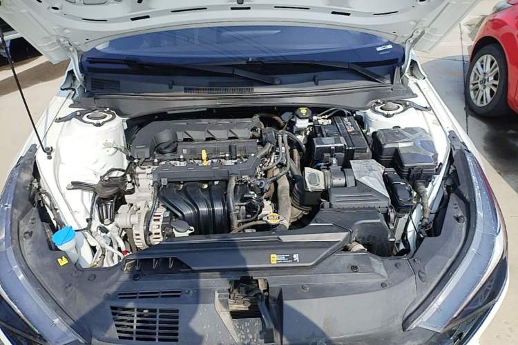 Used Hyundai Elantra 2022 1.5L CVT GLS Leading Edition Engine Bay
