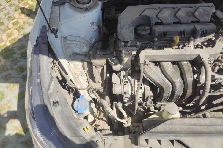 Used Hyundai Elantra 2022 1.5L CVT GLX Elite Edition Engine Bay Right