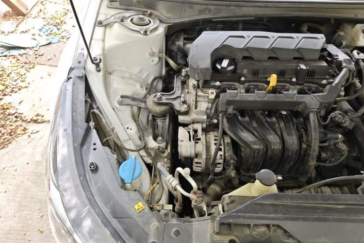 Used Hyundai Elantra 2022 1.5L CVT LUX Prestige Edition Engine Bay Right