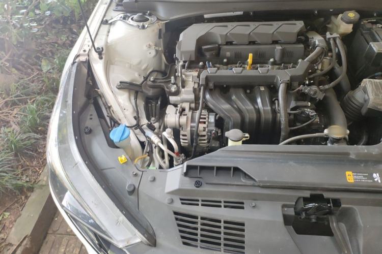 Used Hyundai Elantra 2022 1.5L CVT GLX Elite Edition Engine Bay Right