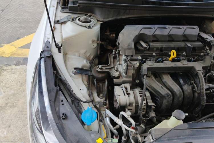 Used Hyundai Elantra 2022 1.5L CVT LUX Prestige Edition Engine Bay Right