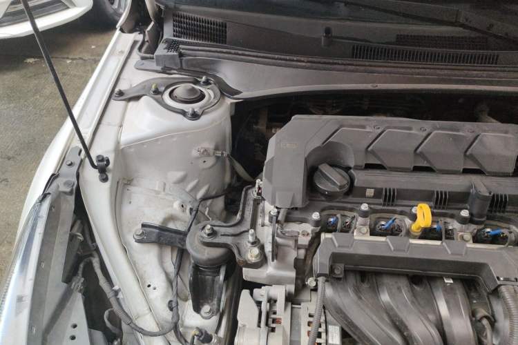 Used Hyundai Elantra 2022 1.5L CVT GLX Elite Edition Engine Bay Right