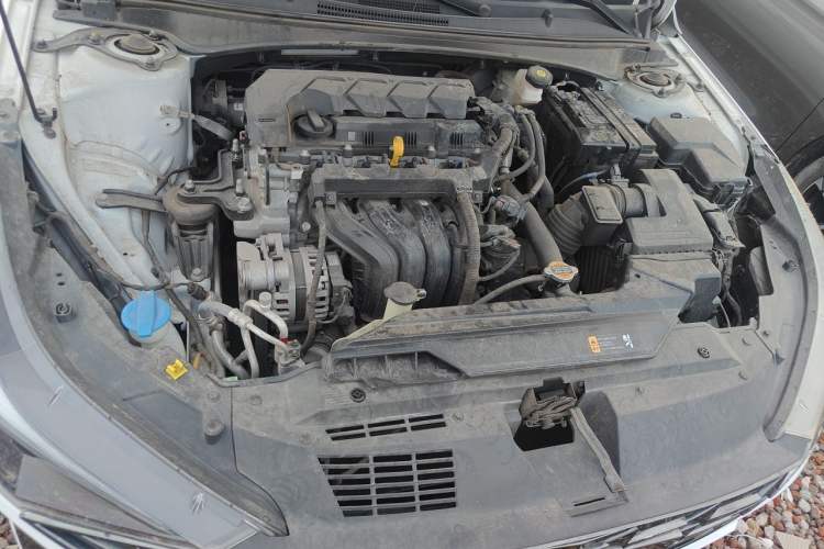 Used Hyundai Elantra 2022 1.5L CVT GLX Elite Edition Engine Bay Right
