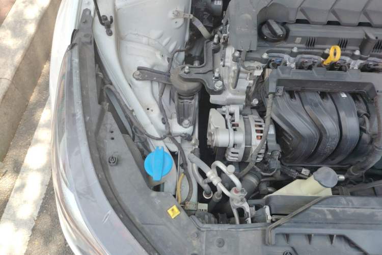 Used Hyundai Elantra 2022 1.5L CVT LUX Prestige Edition Engine Bay Right