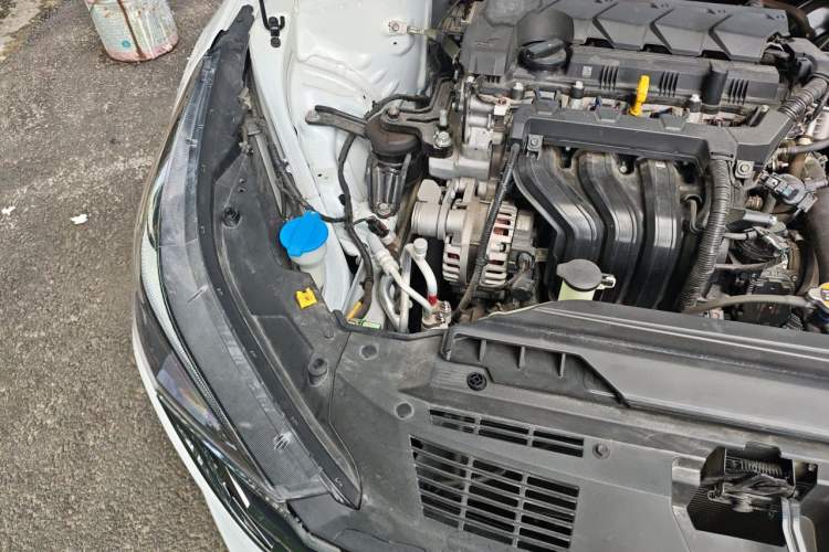 Used Hyundai Elantra 2022 1.5L CVT LUX Prestige Edition Engine Bay Right