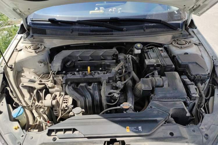 Used Hyundai Elantra 2022 1.5L CVT LUX Prestige Edition Engine Bay