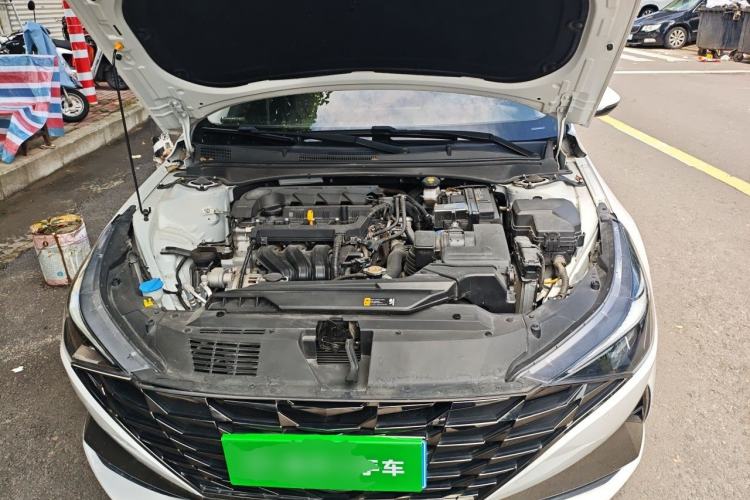 Used Hyundai Elantra 2022 1.5L CVT LUX Prestige Edition Engine Bay