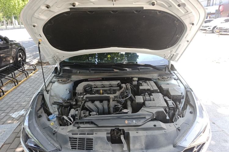 Used Hyundai Elantra 2022 1.5L CVT GLX Elite Edition Engine Bay