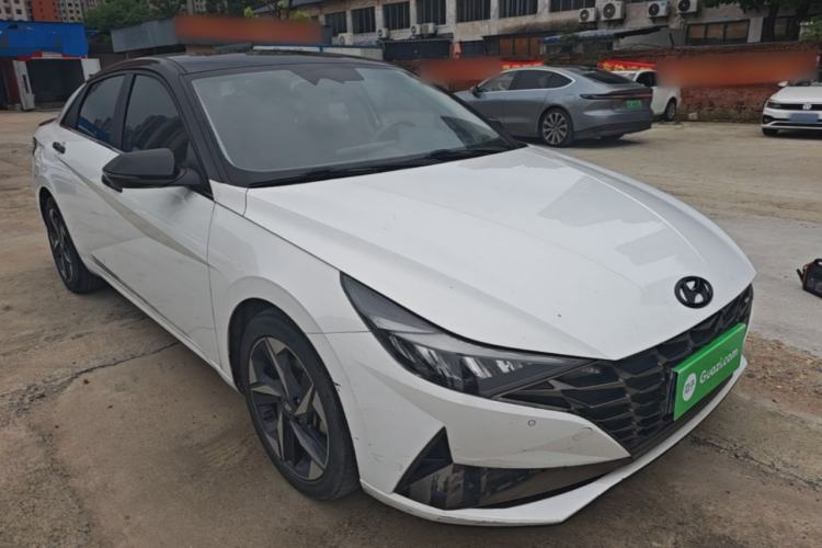 Used Hyundai Elantra 2022 1.5L CVT LUX Prestige Edition Exterior 1