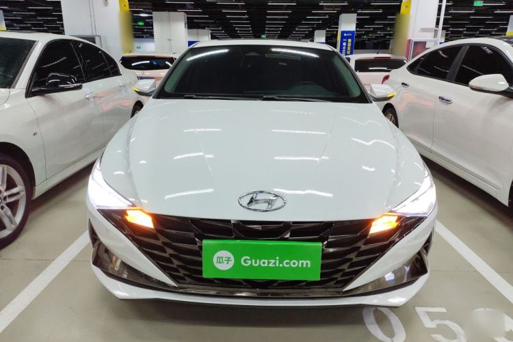 Used Hyundai Elantra 2022 1.5L CVT LUX Prestige Edition Exterior 1