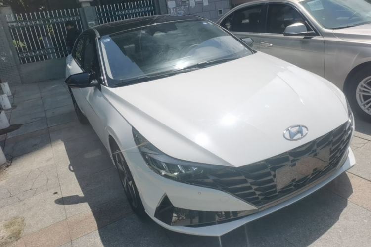 Used Hyundai Elantra 2022 1.5L CVT LUX Prestige Edition Exterior 1