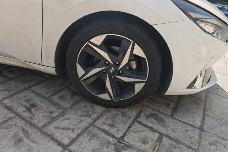 Used Hyundai Elantra 2022 1.5L CVT LUX Prestige Edition Exterior 2