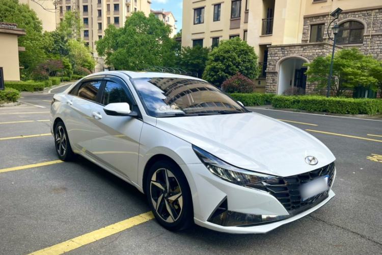 Used Hyundai Elantra 2022 1.5L CVT LUX Prestige Edition Exterior 2