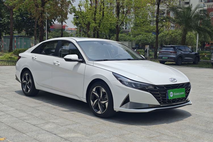 Used Hyundai Elantra 2022 1.5L CVT LUX Prestige Edition Exterior 2