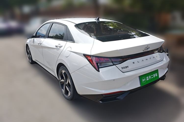 Used Hyundai Elantra 2022 1.5L CVT LUX Prestige Edition Exterior 3