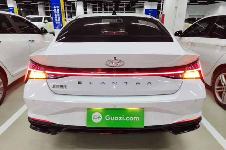 Used Hyundai Elantra 2022 1.5L CVT LUX Prestige Edition Exterior 4