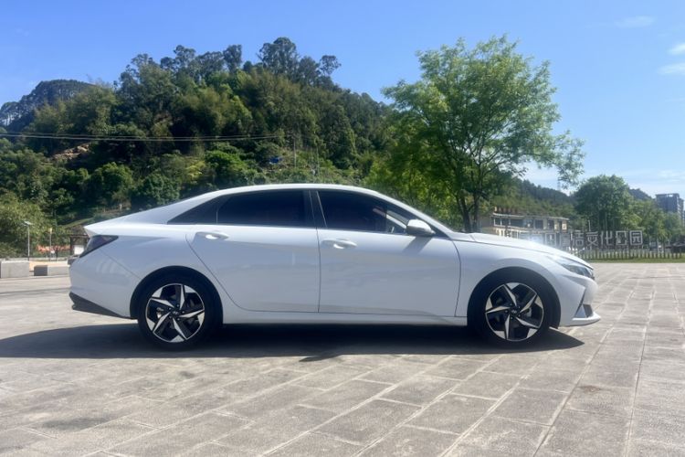 Used Hyundai Elantra 2022 1.5L CVT GLX Elite Edition Exterior 4