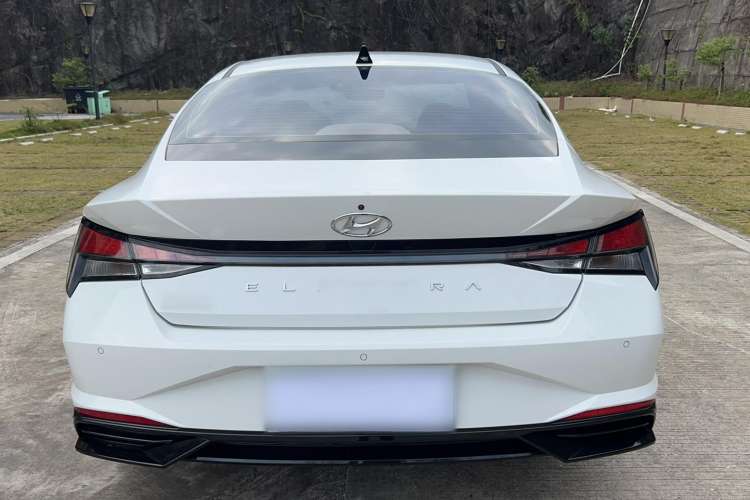 Used Hyundai Elantra 2022 1.5L CVT GLX Elite Edition Exterior 4