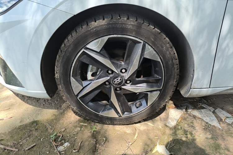 Used Hyundai Elantra 2022 1.5L CVT GLX Elite Edition Exterior 4
