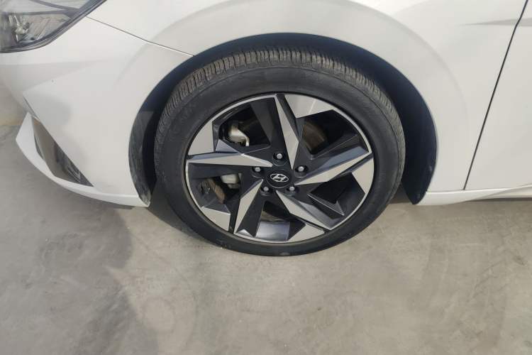 Used Hyundai Elantra 2022 1.5L CVT GLX Elite Edition Exterior 4