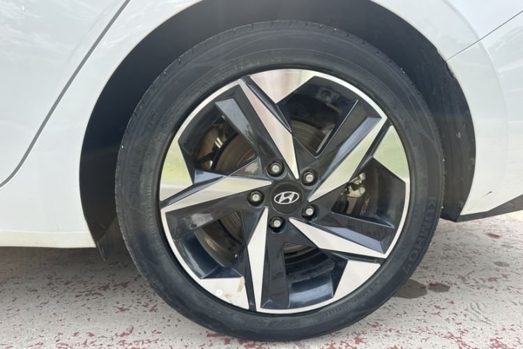Used Hyundai Elantra 2022 1.5L CVT GLX Elite Edition Exterior 6