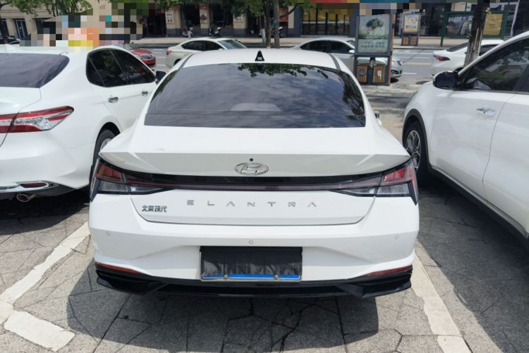 Used Hyundai Elantra 2022 1.5L CVT LUX Prestige Edition Exterior 6