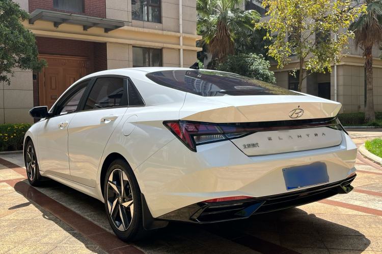 Used Hyundai Elantra 2022 1.5L CVT LUX Prestige Edition Exterior 8