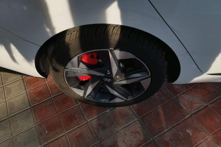 Used Hyundai Elantra 2022 1.5L CVT GLX Elite Edition Exterior 8
