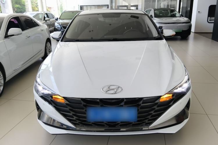 Used Hyundai Elantra 2022 1.5L CVT GLX Elite Edition Front