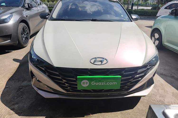 Used Hyundai Elantra 2022 1.5L CVT LUX Prestige Edition Front