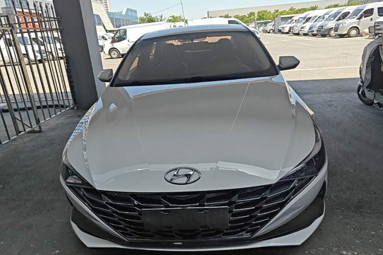 Used Hyundai Elantra 2022 1.5L CVT GLX Elite Edition Front