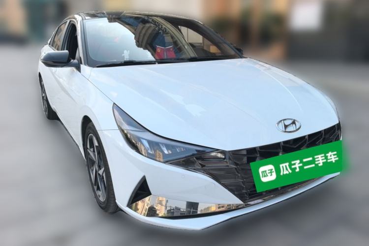 Used Hyundai Elantra 2022 240TGDi DCT TOP Flagship Edition Front Right 45 Deg