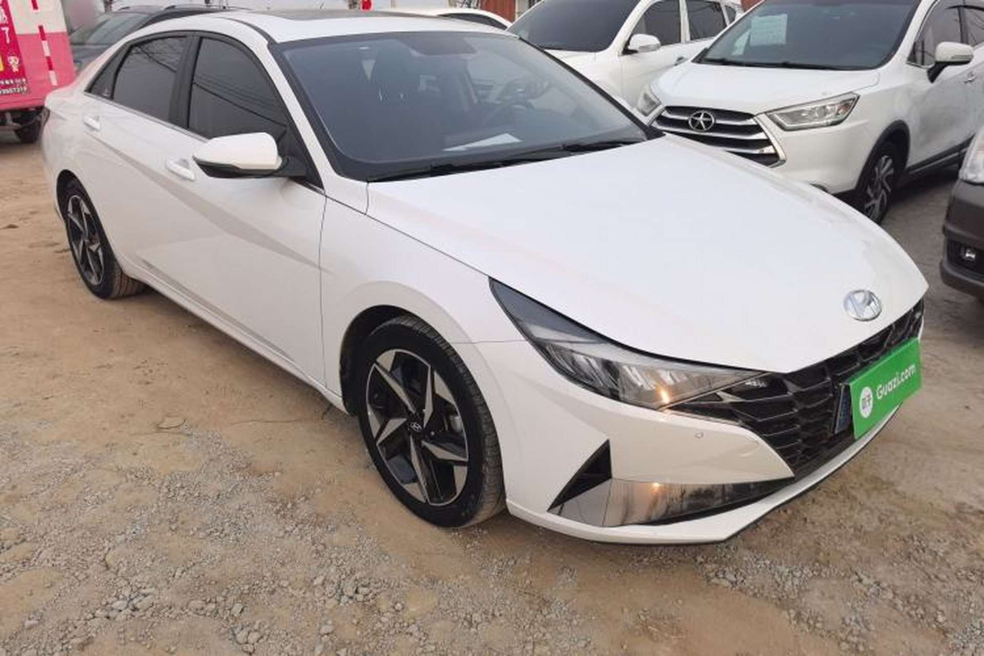 Used Hyundai Elantra 2022 1.5L CVT GLX Elite Edition Front Right 45 Deg