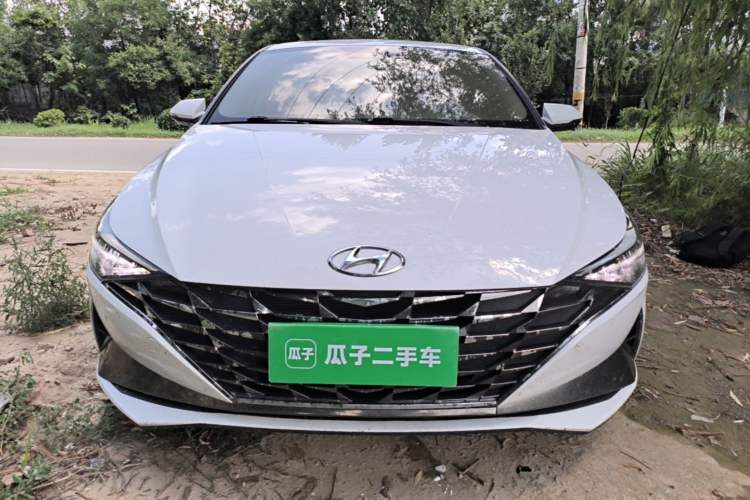 Used Hyundai Elantra 2022 1.5L CVT GLX Elite Edition Front
