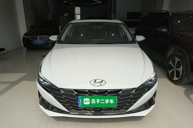 Used Hyundai Elantra 2022 1.5L CVT GLX Elite Edition Front