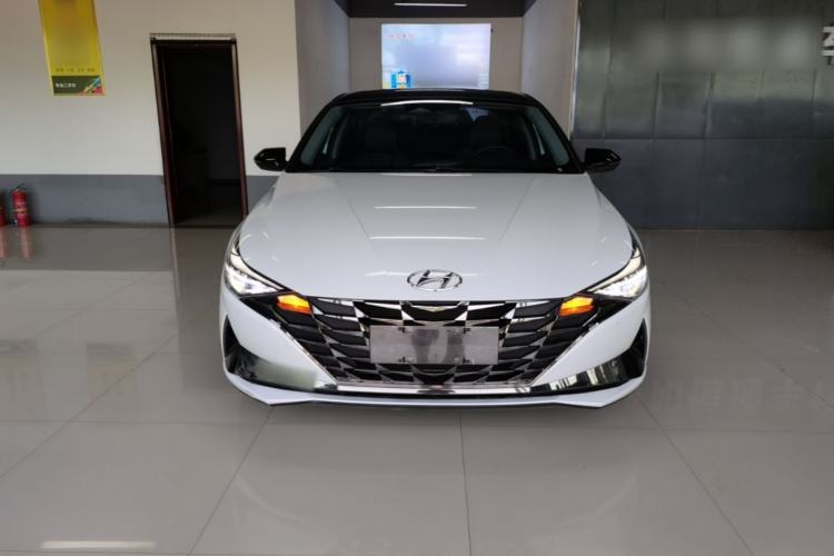 Used Hyundai Elantra 2022 1.5L CVT LUX Prestige Edition Front