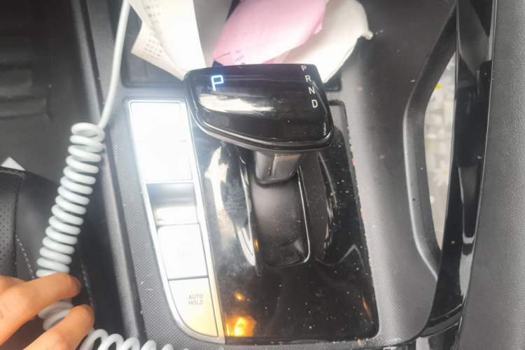 Used Hyundai Elantra 2022 1.5L CVT LUX Prestige Edition Gear Lever