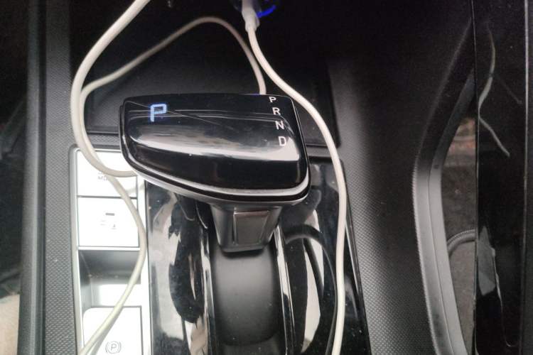 Used Hyundai Elantra 2022 1.5L CVT GLX Elite Edition Gear Lever